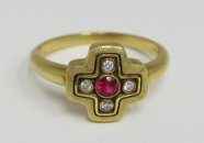 cross ring w: ruby