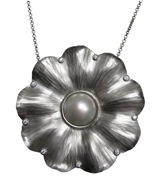 Alix Hart flower pend.