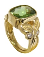 Conniperidot ring copy