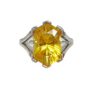 TD-y-sapph-ring-fr600
