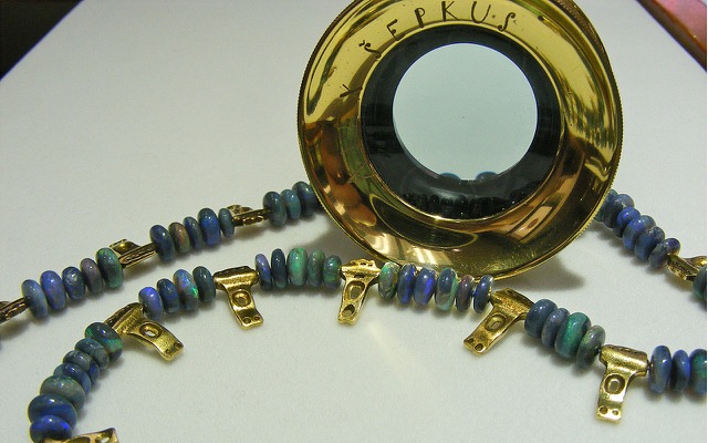 Opal and gold bead necklace. (Sold)