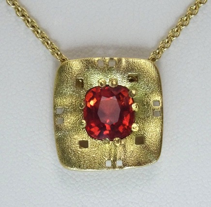 M-40M19-coral-sapphire-'N'-2-sm.jpg
