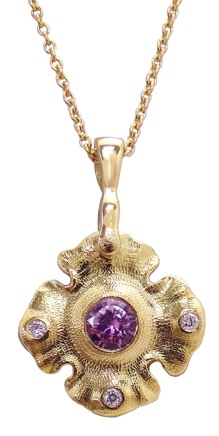 Sepkus little flower pendant.jpg